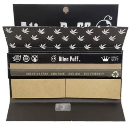 ALIEN PUFF 4 IN 1: Papers, filters, herb grinder and pouch all in 1!
